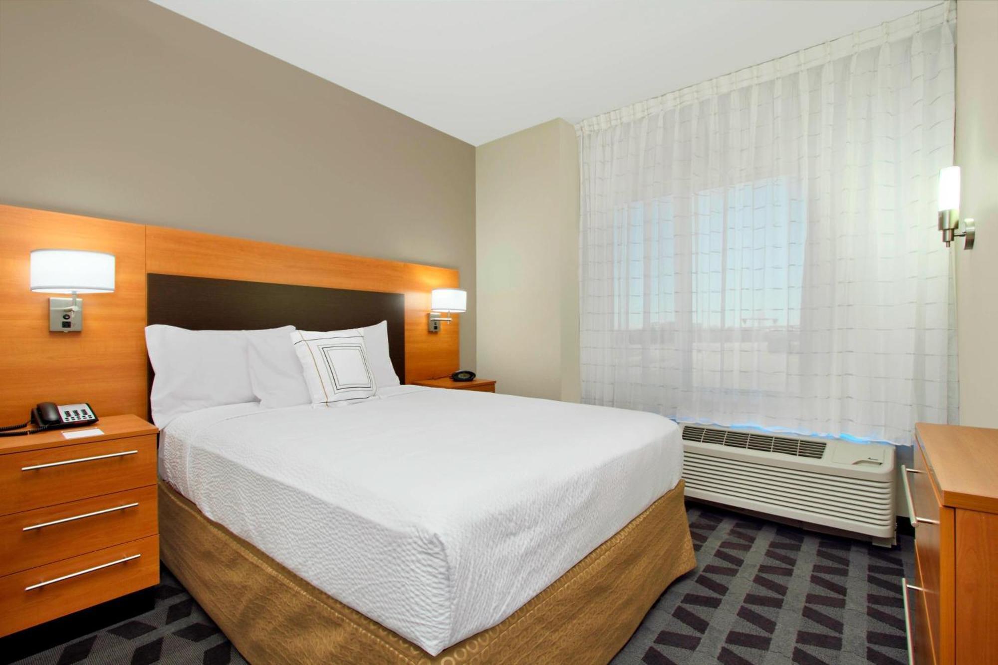 Towneplace Suites By Marriott Dallas Mckinney Exterior photo
